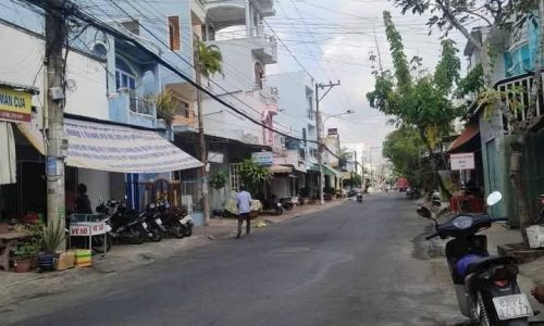 BÁN NHÀ Đ.30/4 SÓC TRĂNG