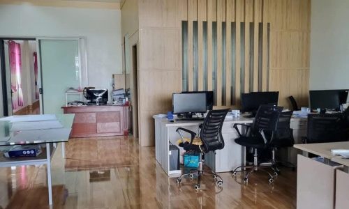 Bán gấp nhà Mặt tiền Cà Mau