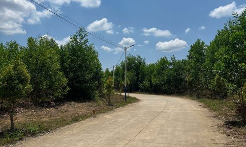 Đất nền giá rẻ Định Quán, gần Đá 3 Chồng, sổ hồng sẵn, công chứng ngay, 100m2 giá chỉ từ 420 triệu.