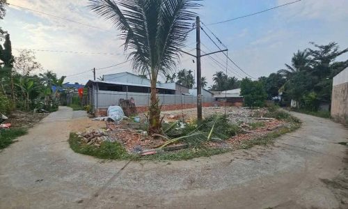 BÁN NỀN 2 MẶT TIỀN CẦN THƠ