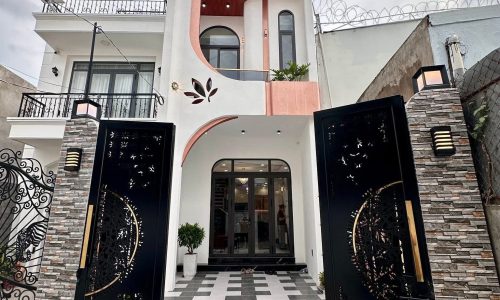 Bán nhà tại Mỹ Tho tặng kèm nội thất cao cấp