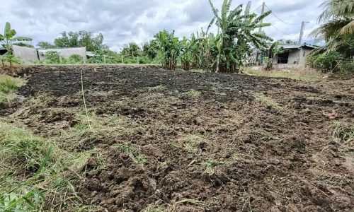 Bán 2 nền mặt tiền khu đông dân cư tại Vĩnh Long