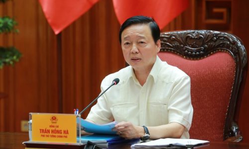 Phó Thủ tướng Trần Hồng Hà đồng tình với quan điểm cần duy trì bảng giá đất 5 năm một lần, kèm hệ số điều chỉnh theo biến động thị trường.