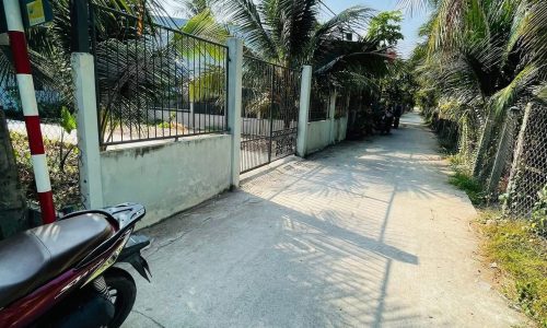 Cho thuê nhà sân vườn mới 90% thuộc Ấp 1 Trung An